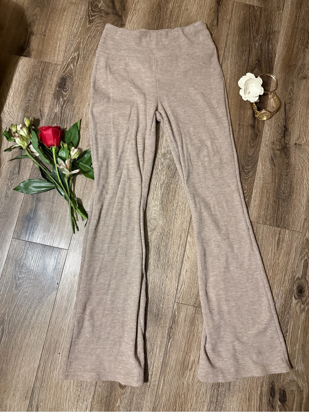 Source Unknown Taupe Ribbed Flare Leggings